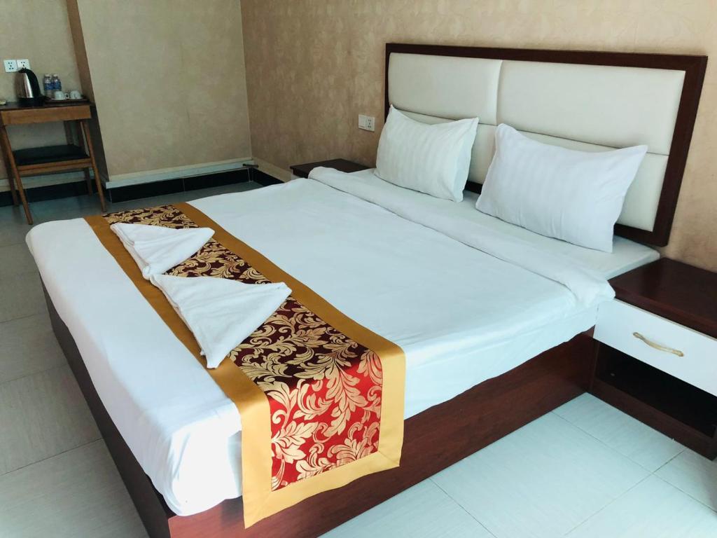 Deluxe with Bathtub at Sai&Su Hotel Phnom Penh - The ultimate retreat for relaxation seekers